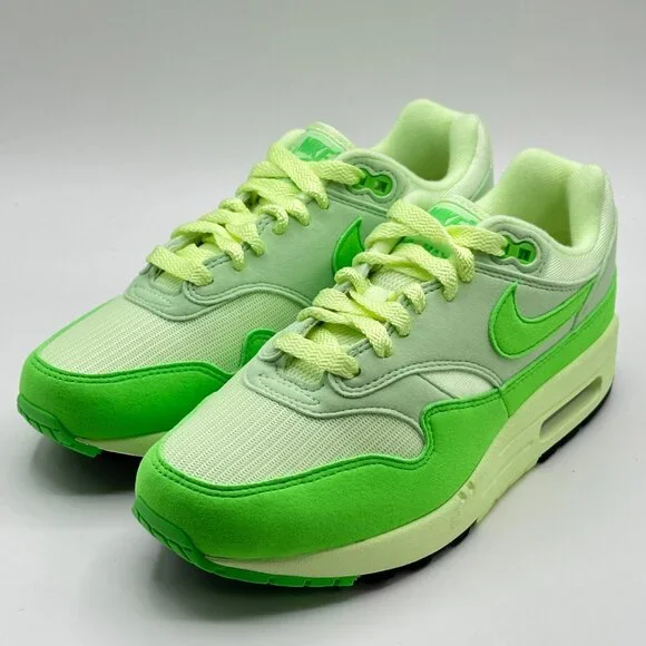 Women's Nike Air Max 1 '87 Vapor Green HJ7329-376 Size 6.5 - Picture 2 of 12